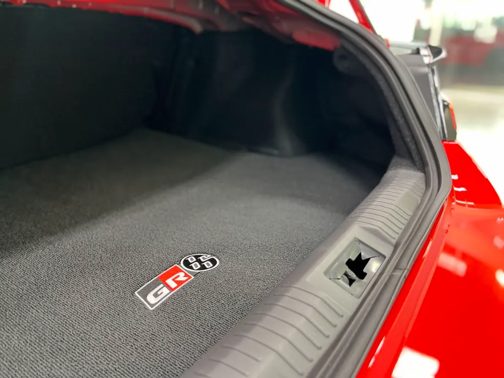 2022 Toyota 86 Premium Interior in Track Red 30